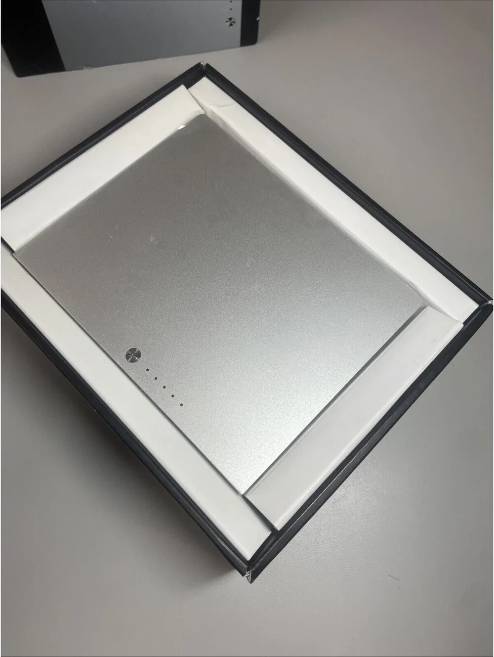 Apple MacBook Pro 15-inch OEM Rechargeable Battery MA348LL/A A1175